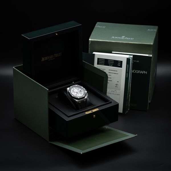 Audemars Piguet Royal Oak Offshore 26400IO.OO.A004CA.01